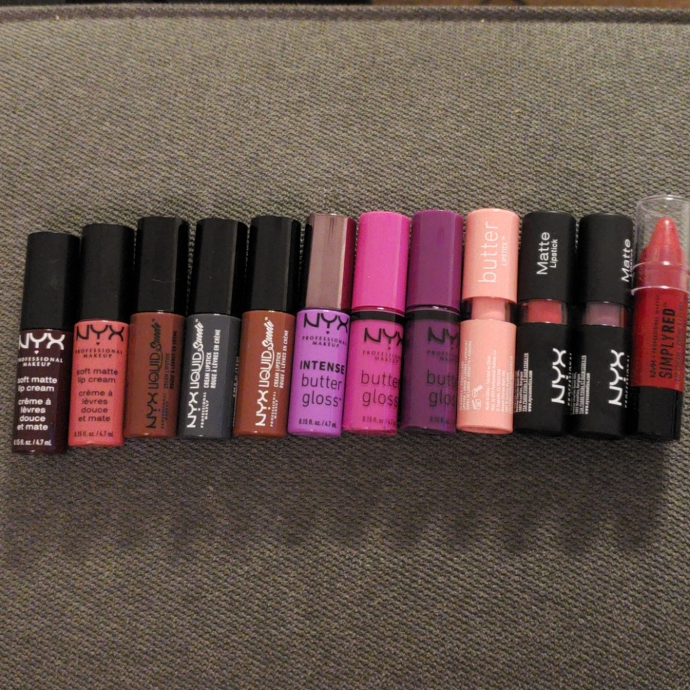 NWOT NYX mini lip bundle 12 items